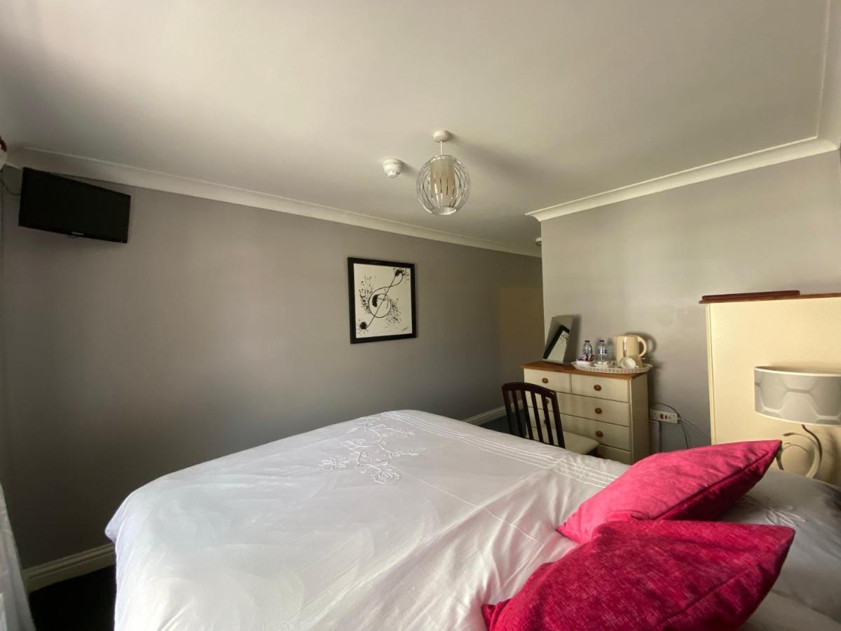 Flambards Hotel 卡迪根 外观 照片